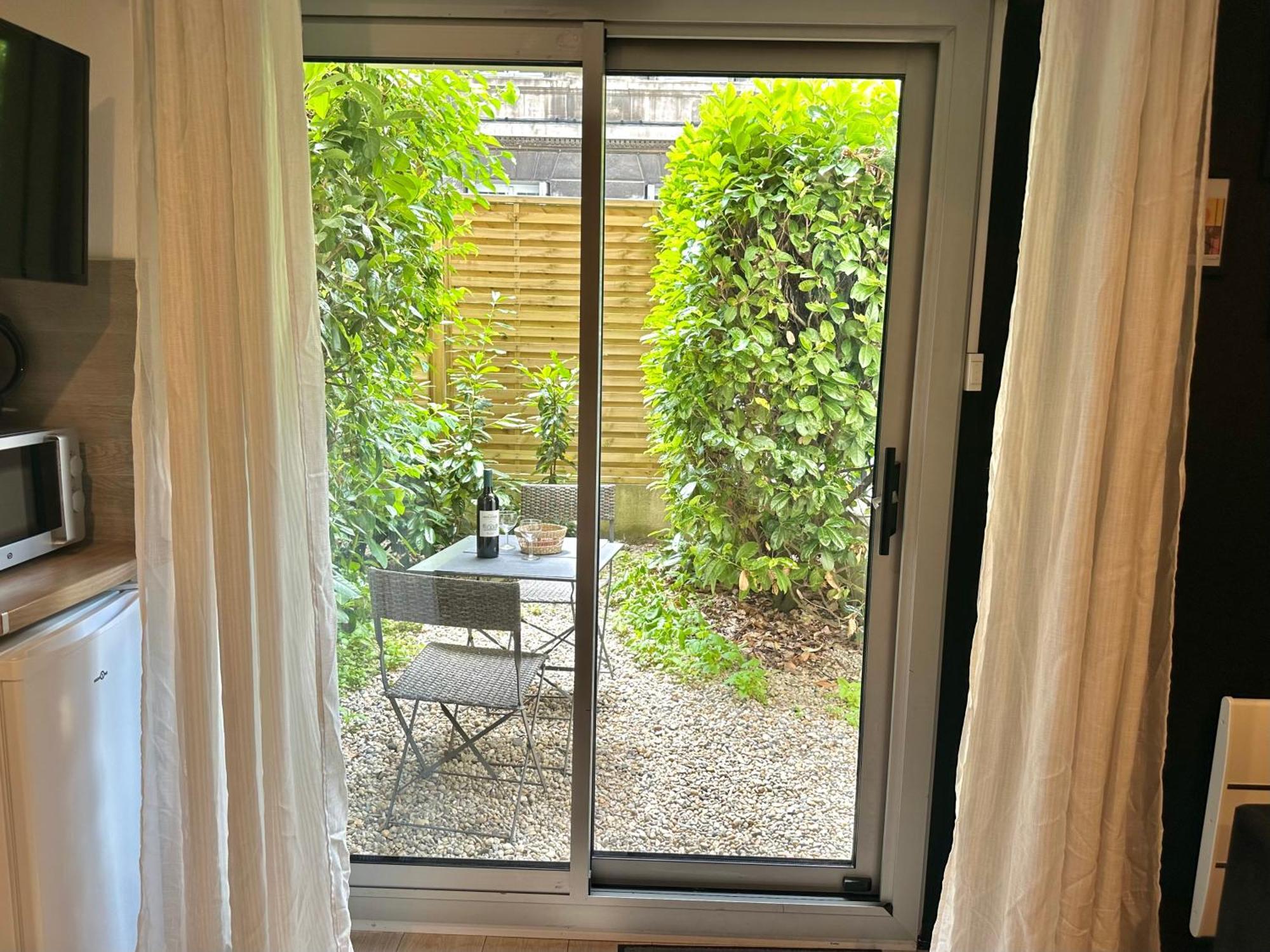 Them'Appart Chartrons Bordeaux Exterior photo